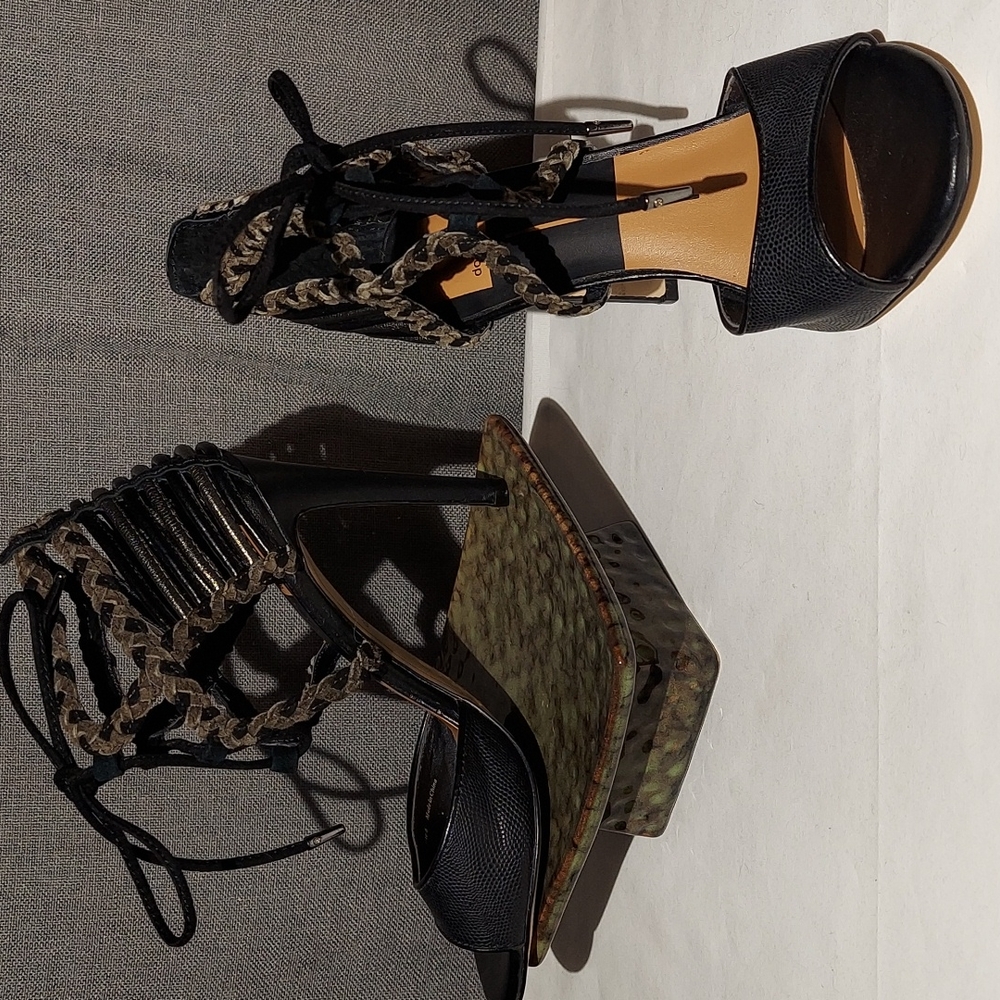 Dolce Vita strappy open toe heels black and grey size 6
